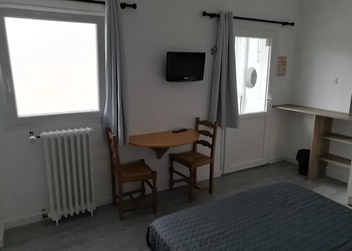 汽车旅馆 Le Breton